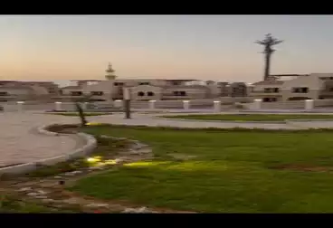 توين هاوس للبيع - 4 غرف