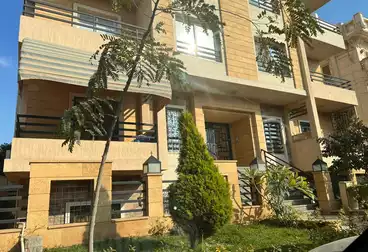 Furnished Apartment For sale - 3 rooms - floor 0