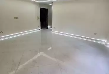 Apartment with Garden For sale - 3 rooms - floor 0