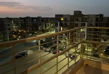 Apartments For sale - 3 rooms - floor 5