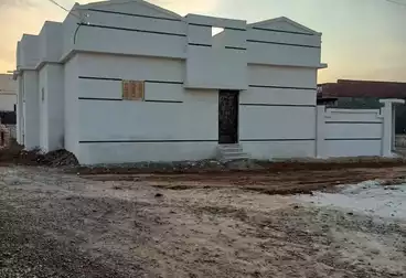 Villas For sale - 4 rooms