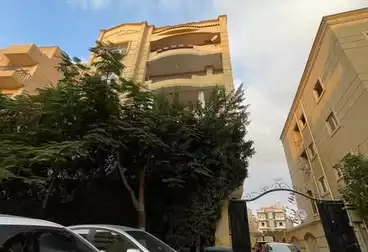 Apartments For sale - 2 rooms - floor 1