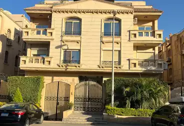 Apartments For sale - 3 rooms - floor 2