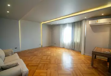 Apartments For sale - 4 rooms - floor 3
