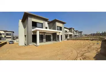 فلل للبيع - 5 غرف