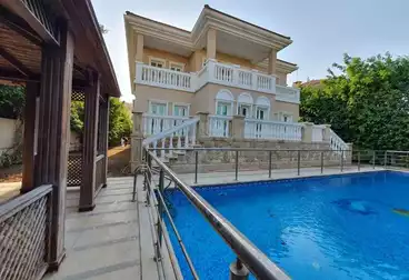 Villas For sale - 8 rooms