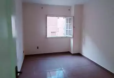 Apartments For sale - 3 rooms - floor 4
