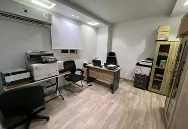 Administrative For rent - 6 rooms - floor 3