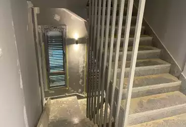undefined undefined - 2 rooms - floor 3