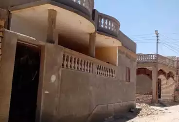 Building For sale - 3 rooms