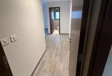 Apartments For rent - 3 rooms - floor 7
