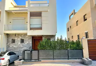 Separate Villa For sale - 5 rooms