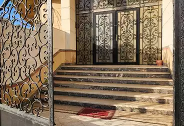 Apartments For sale - 3 rooms - floor 4