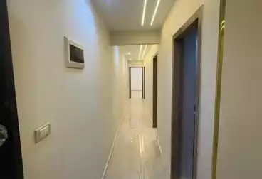Apartments For sale - 3 rooms - floor 2