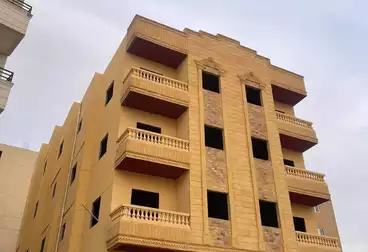Apartments For sale - 3 rooms - floor 1