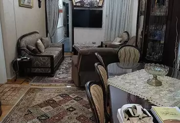 Apartments For sale - 2 rooms - floor 4