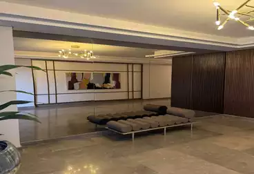 Apartments For rent - 3 rooms - floor 7
