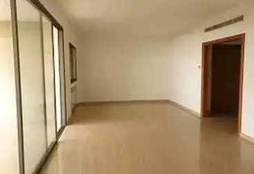 Apartment with Garden For sale - 4 rooms - floor 0