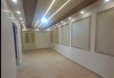 Apartments For sale - 3 rooms - floor 3
