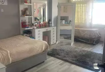 Furnished Apartment For sale - 3 rooms - floor 15