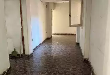 Apartments For sale - 3 rooms - floor 5