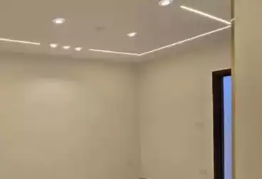 Apartments For sale - 3 rooms - floor 4