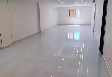 Apartments For rent - 3 rooms - floor 4