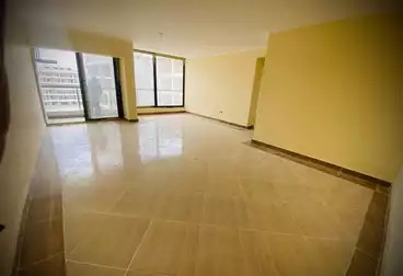 Apartments For sale - 3 rooms - floor 4