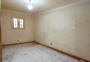 Apartments For sale - 3 rooms - floor 4