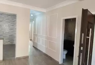 Apartments For sale - 2 rooms - floor 1
