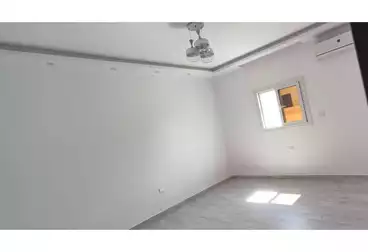 Apartments For sale - 3 rooms - floor 5