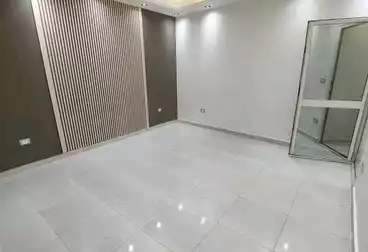 Apartments For sale - 3 rooms - floor 2