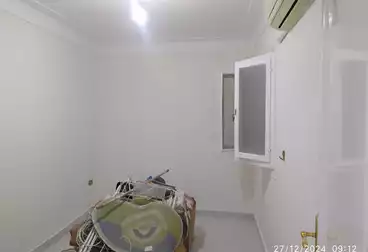 Apartments For sale - 2 rooms - floor 5
