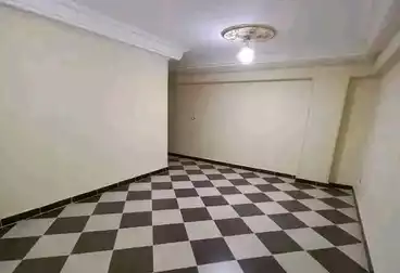 Apartments For sale - 3 rooms - floor 1