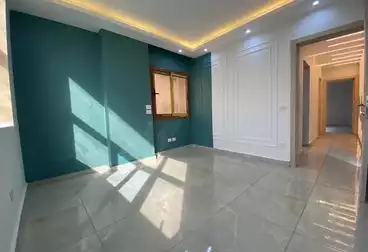 Apartments For sale - 2 rooms - floor 5