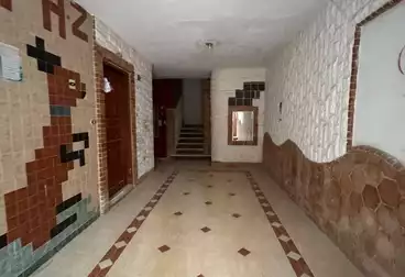 Apartments For sale - 2 rooms - floor 4