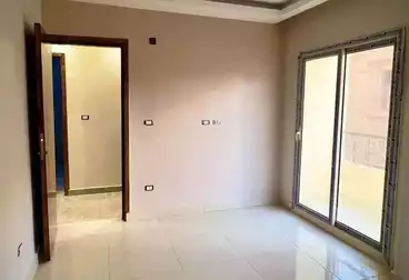 Apartments For rent - 3 rooms - floor 5