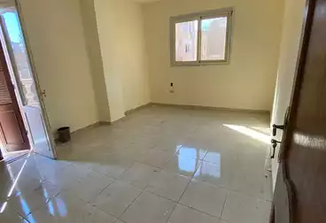 Apartments For rent - 3 rooms - floor 4