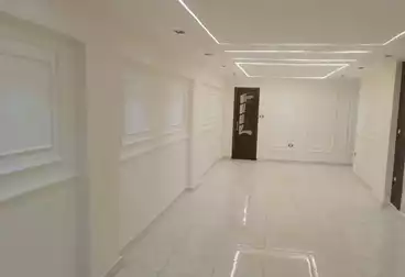 Apartments For sale - 3 rooms - floor 1