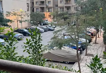 Apartments For sale - 2 rooms - floor 1