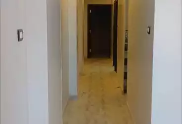 Apartments For rent - 3 rooms - floor 8