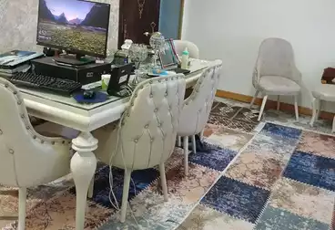 Apartments For sale - 2 rooms - floor 5
