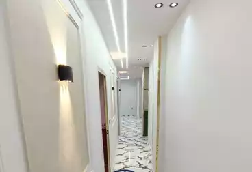 Apartments For sale - 3 rooms - floor 7
