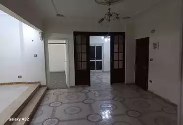 Apartments For sale - 3 rooms - floor 1