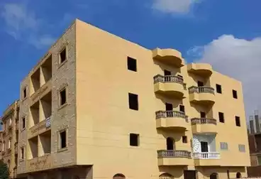 شقق للبيع - 3 غرف - بالدور 1
