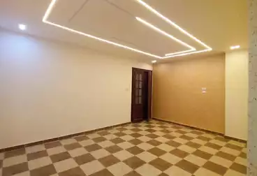 Apartments For sale - 3 rooms - floor 1