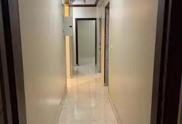 Apartments For rent - 3 rooms - floor 8