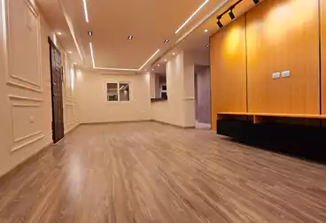 Apartments For sale - 3 rooms - floor 5
