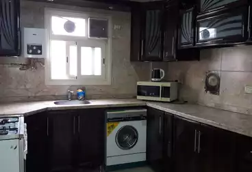 Furnished Apartment For sale - 3 rooms - floor 3