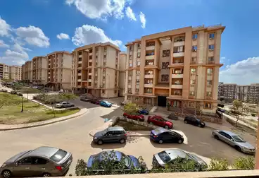 Apartments For sale - 3 rooms - floor 1